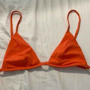 NWT Moana Bikini Top